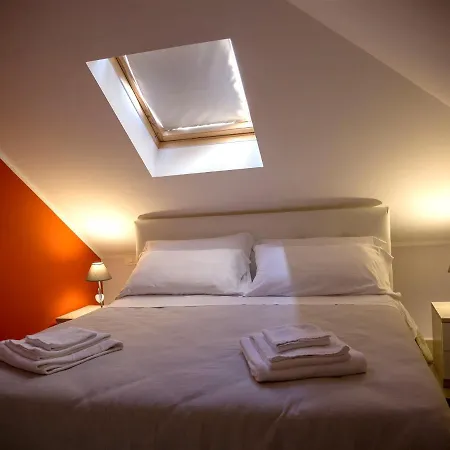With One Bedroom In With Wifi Apartman